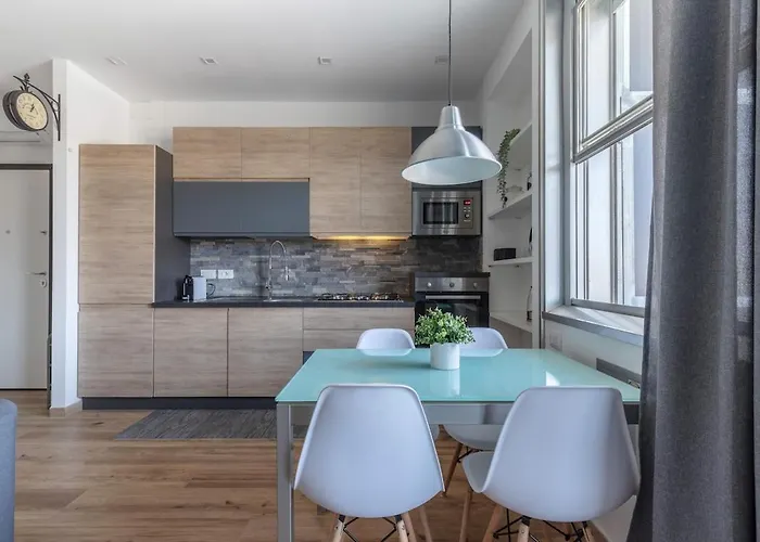 アパート Giglio カターニア